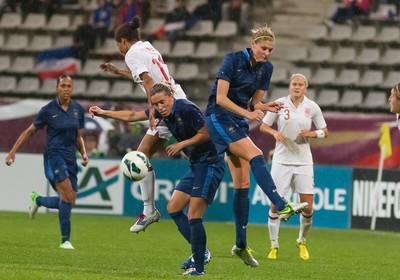 L'absence de Sonia BOMPASTOR a-t-elle perturbé les Bleues ?