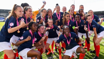 Les U19, championnes d'Europe, attendent désormais la Coupe du Monde qui aura lieu 18 mois après leur titre ! (photo UEFA) Les U19, championnes d'Europe, attendent désormais la Coupe du Monde qui aura lieu 18 mois après leur titre ! (photo UEFA)