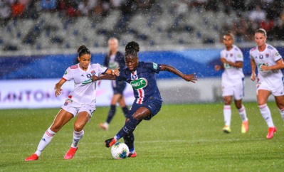 Cascarino et Baltimore se disputent le ballon sous la pluie icaunaise (photo PSG)