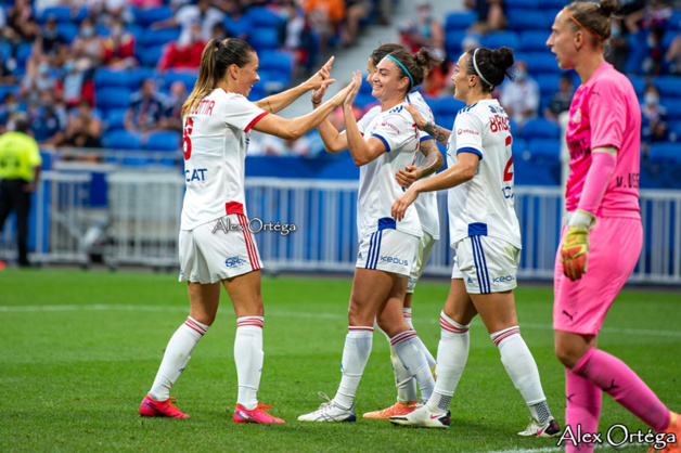 Taylor pour sa première à domicile a brillé avec un doublé Taylor pour sa première à domicile a brillé avec un doublé