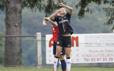 Duel aérien entre Spetsmark et Polito Duel aérien entre Spetsmark et Polito