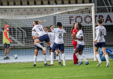 De Almeida et Torrent se félicitent (photo G. Bigot/FFF) De Almeida et Torrent se félicitent (photo G. Bigot/FFF)