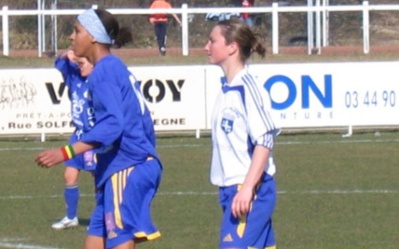 Thiney en 2006 lors de sa dernière saison à Saint-Memmie Thiney en 2006 lors de sa dernière saison à Saint-Memmie