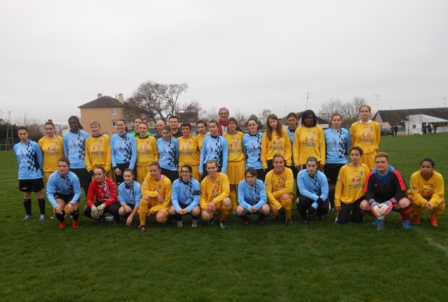 Tourangelles et Orléanaises avant le match