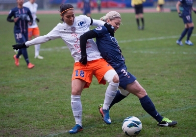 Lutte acharnée entre Hoda Lattaf et Laure Boulleau (photos E Baledent/LMP)