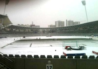 Le stade Charléty à 11 heures 30