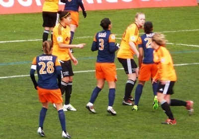 Cinq buts en neuf minutes pour Montpellier (photo R Bresson) Cinq buts en neuf minutes pour Montpellier (photo R Bresson)