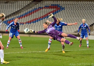 La gardienne de Juvisy s'envole mais c'est bien Lyon qui file vers le titre (photo Alex Ortega)