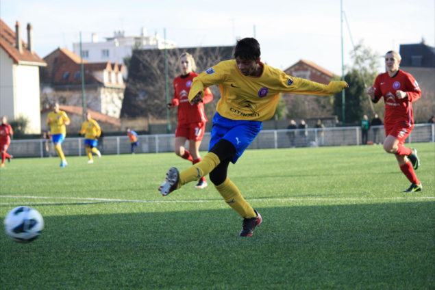 Stéphanie "Tizi" Léocadie (photo A Massardi/les-feminines.fr)