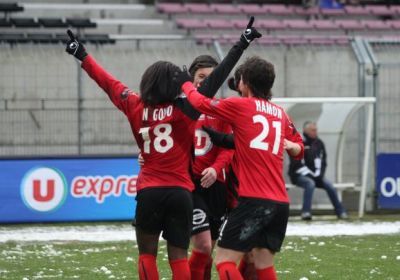 Ngono Mani célèbre son but (photo Ronan Masson/EAG)