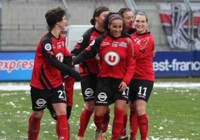 Les Guingampaises contentes d'avoir inscrit un but à Lyon (photo Ronan Masson/EAG)