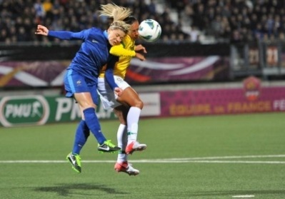 Laure Boulleau et la défense française prises à revers à deux reprises (photo ASNL)