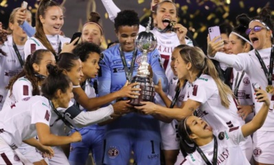 9e titre pour un club brésilien et le deuxième pour Ferroviária 9e titre pour un club brésilien et le deuxième pour Ferroviária