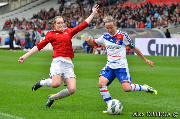 D1 - Eugénie LE SOMMER (OL) s'offre un quintuplé face au FF ISSY pour son anniversaire