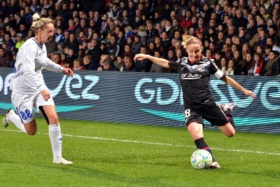 Sonia Bompastor, capitaine de l'OL (photo Alex Ortega)