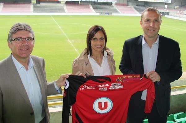 Sarah M'Barek a été officiellement présenté ce jeudi matin (photo EAG) Sarah M'Barek a été officiellement présenté ce jeudi matin (photo EAG)