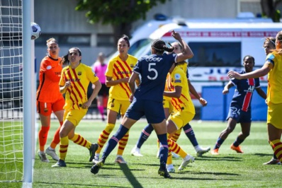 L'Américaine Cook a égalisé sur corner (photo PSG) L'Américaine Cook a égalisé sur corner (photo PSG)
