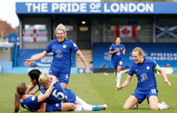 Les Blues disputeront leur première finale européenne face à Barcelone (photo UEFA.com)