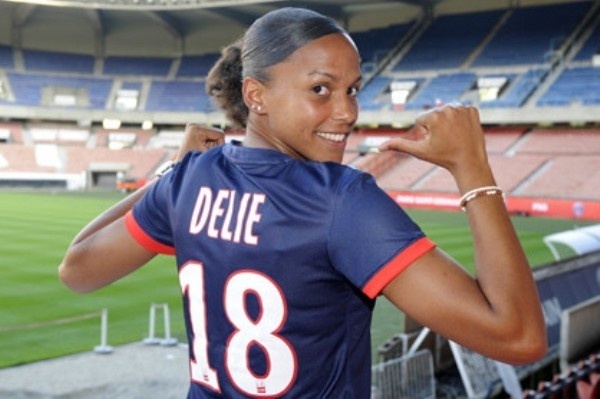 Marie-Laure Delie de retour au PSG (photos PSG.FR)