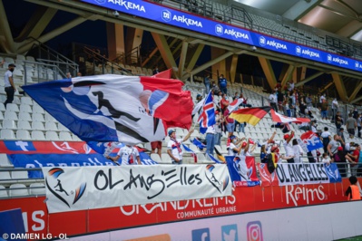 Les supporters lyonnais lors du déplacement à Reims en début de saison (photo Damien LG/OL)