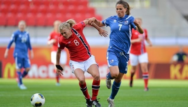 Groupe B - NORVEGE - ISLANDE : 1-1