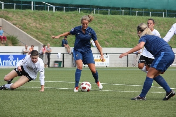 Sandie Toletti était titulaire au premier tiers-temps (photo S Duret)