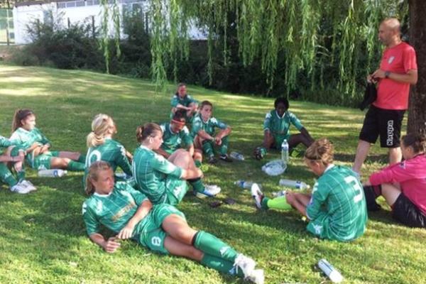 D1 - Le FCF HENIN-BEAUMONT revient avec maturité (11/12) D1 - Le FCF HENIN-BEAUMONT revient avec maturité (11/12)