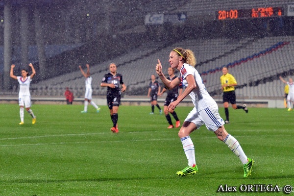 Laëtitia Tonazzi auteure du second but