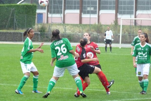 Sous des trombes d'eau, Guingamp a pris deux bons points à l'extérieur