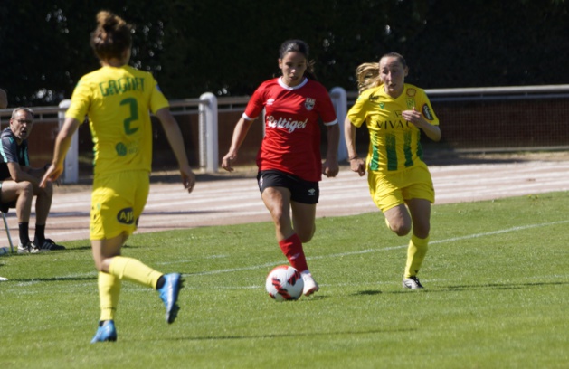 Manon Revelli est venu apporter aussi offensivement (photo Sébastien Duret) Manon Revelli est venu apporter aussi offensivement (photo Sébastien Duret)