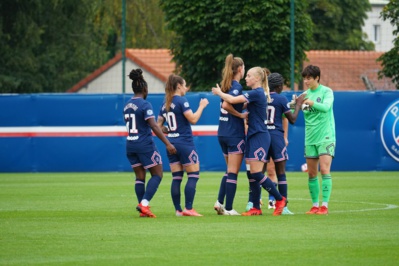 Les Parisiennes ont assuré pour leur première (photo footofeminin) Les Parisiennes ont assuré pour leur première (photo footofeminin)