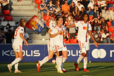 Amandine Henry et Wendie Renard de retour sur la scène européenne (photo Footofeminin) Amandine Henry et Wendie Renard de retour sur la scène européenne (photo Footofeminin)