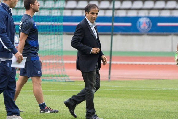 Se faire battre (encore une fois) par l'OL, ça agace Farid Benstiti... Ça l'agace fort ! (source : Eric Baledent) Se faire battre (encore une fois) par l'OL, ça agace Farid Benstiti... Ça l'agace fort ! (source : Eric Baledent)