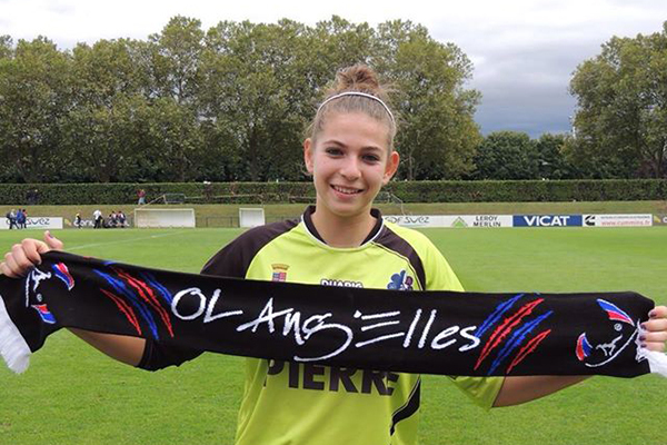 Malgré la défaite, Camille se souviendra longtemps de ce premier match en D1. Malgré la défaite, Camille se souviendra longtemps de ce premier match en D1.