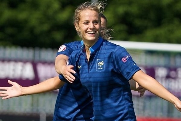 Le MHSC et sa jeune néo-bleue, Sandie Toletti, afficheront à nouveau de belles ambitions cette année (Photo : uefa.com)
