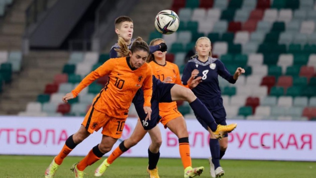 La Lyonnaise van de Donk a marqué le second but néerlandais (photo KNVB)