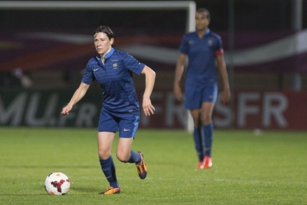 Elise Bussaglia vendredi dernier face à la Pologne (Photo : Eric Baledent) Elise Bussaglia vendredi dernier face à la Pologne (Photo : Eric Baledent)