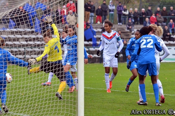 Wendie Renard a inscrit le second but pour Lyon Wendie Renard a inscrit le second but pour Lyon