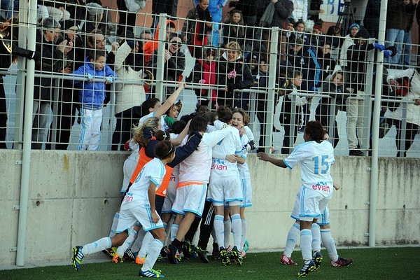 Les Marseillaises laissent exploser leur joie (Photo : Yannick Parienti / OM.net)