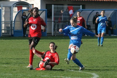 Retour défensif de Charlène Gorce Retour défensif de Charlène Gorce