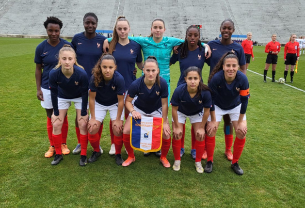 Le onze de départ (photo Jean-Yves Fustec/FFF) Le onze de départ (photo Jean-Yves Fustec/FFF)