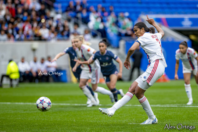 Pour son 100e match européen, Wendie Renard a marqué sur penalty Pour son 100e match européen, Wendie Renard a marqué sur penalty