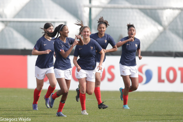 Shana Chossenotte et Agathe Felden au premier plan lors du dernier match joué en Pologne Shana Chossenotte et Agathe Felden au premier plan lors du dernier match joué en Pologne