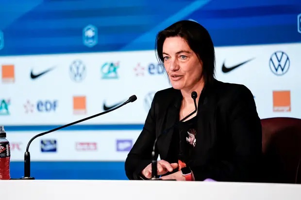 Corinne Diacre annoncera sa liste dans le journal de Marie-Sophie Lacarrau sur TF1 (photo FFF) Corinne Diacre annoncera sa liste dans le journal de Marie-Sophie Lacarrau sur TF1 (photo FFF)