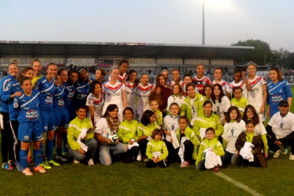 D1 - LYON toujours d'attaque D1 - LYON toujours d'attaque