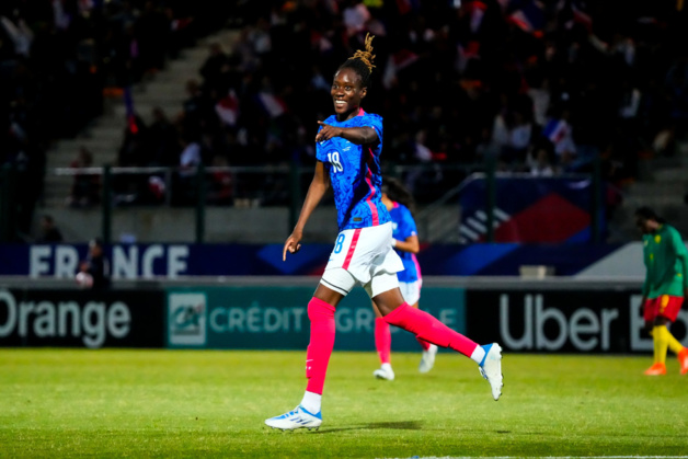 Avec son doublé de la tête sur corner, Ouleymata Sarr a brillé (photo twitter équipe de France F)