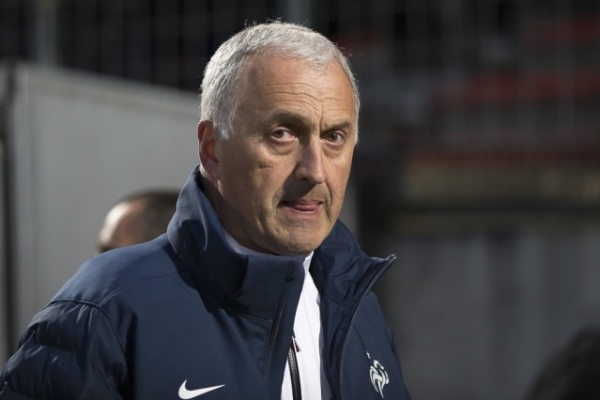 Philippe Bergerôo est toujours invaincu avec les Bleues (Photo : Eric Baledent). Philippe Bergerôo est toujours invaincu avec les Bleues (Photo : Eric Baledent).