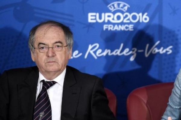 Après l'Euro 2016, la France organisera t-elle les coupes du Monde féminines et U20 ? Après l'Euro 2016, la France organisera t-elle les coupes du Monde féminines et U20 ?