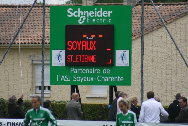 Brèves de D1 (XXI) - Un coach amoureux, la huitième merveille et une flamme qui se rallume Brèves de D1 (XXI) - Un coach amoureux, la huitième merveille et une flamme qui se rallume