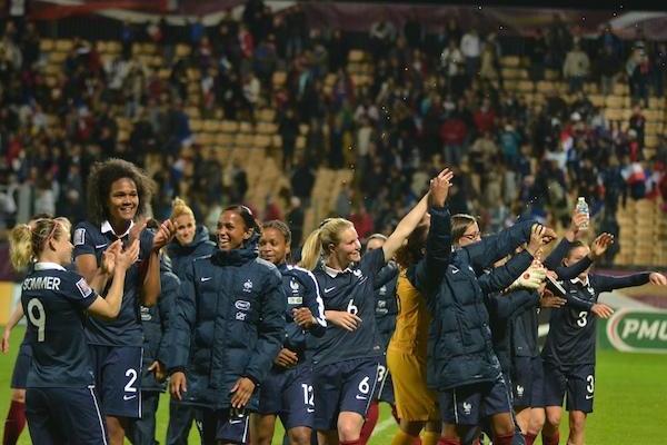 Après la victoire à Besançon, les Bleues traversent l'Atlantique (photo RB)